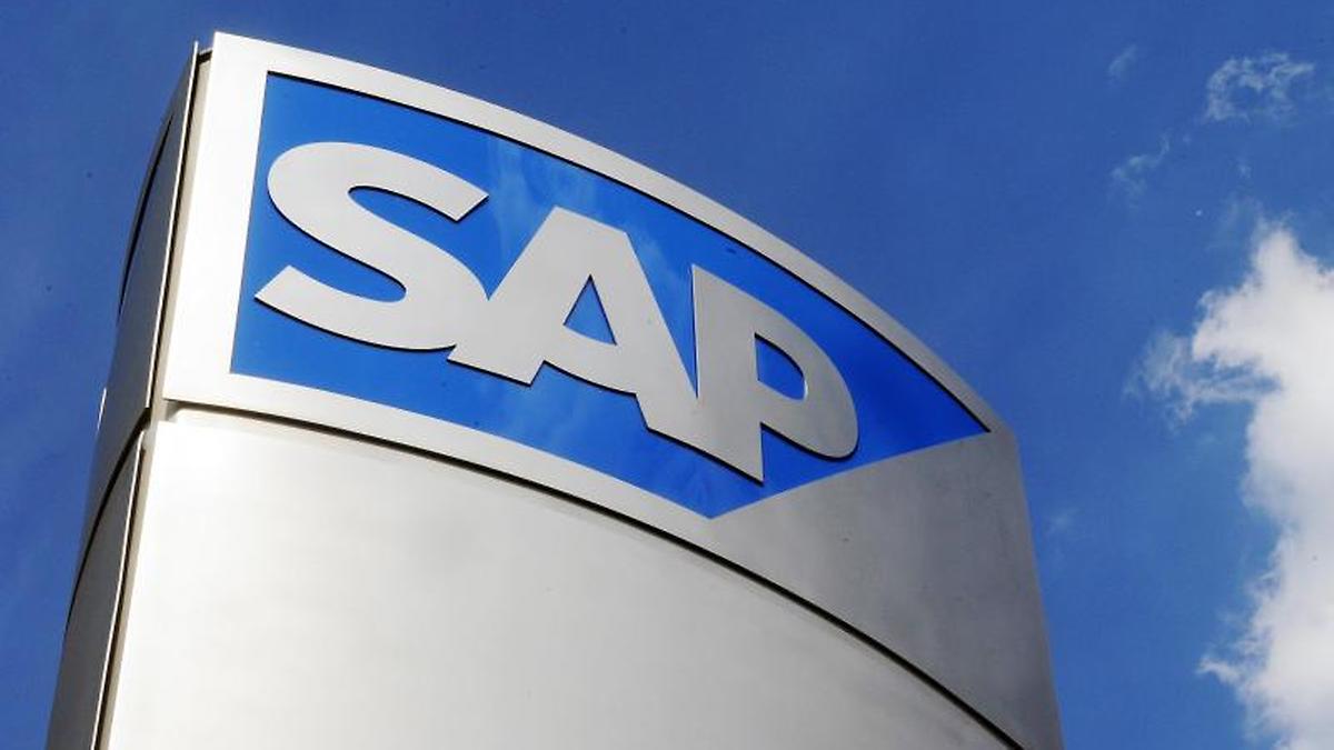 SAP пока не может уйти из России